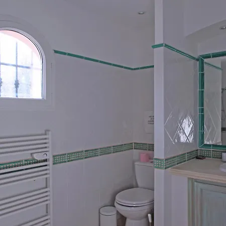 Les Geais - Clair De Lune Vila