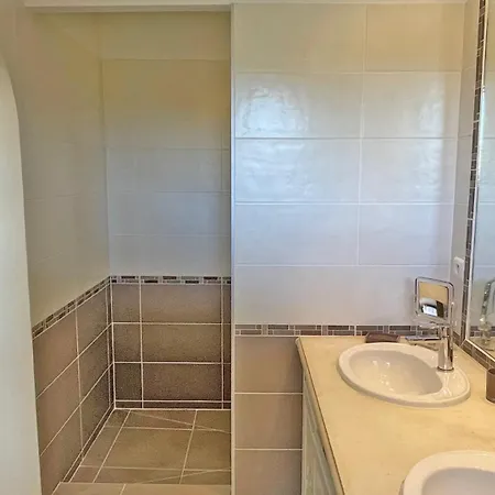 Vila Les Geais - Clair De Lune *