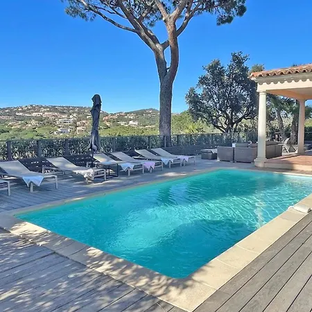 Les Geais - Clair De Lune Vila *